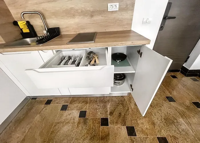 Black Sea - X شقة Năvodari